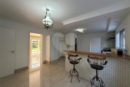 Casa à venda ou para alugar com 4 quartos, sendo 3 suítes, em Alto da Boa Vista, São Paulo, SP