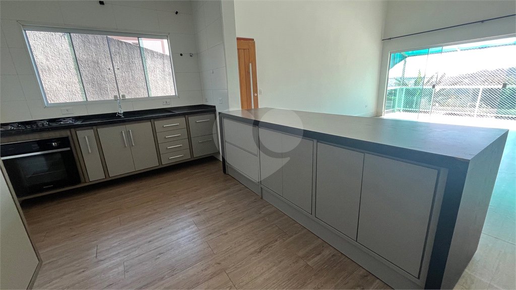 Sobrado à venda com 3 quartos, sendo 1 suíte, em Jardim Paulista, Atibaia, SP
