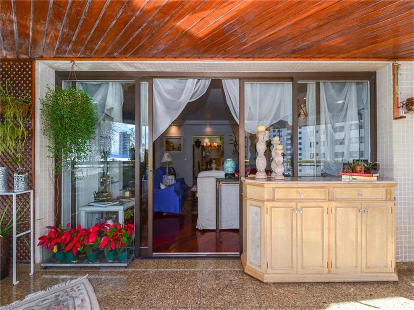 Apartamento à venda com 3 suítes em Vila Suzana, São Paulo, SP