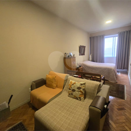 Apartamento à venda com 4 quartos, sendo 1 suíte, em Copacabana, Rio de Janeiro, RJ