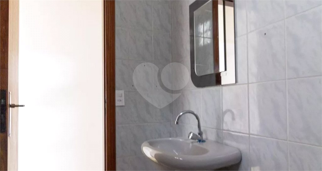 Casa à venda com 4 quartos, sendo 1 suíte, em Vila Tiradentes, São Paulo, SP