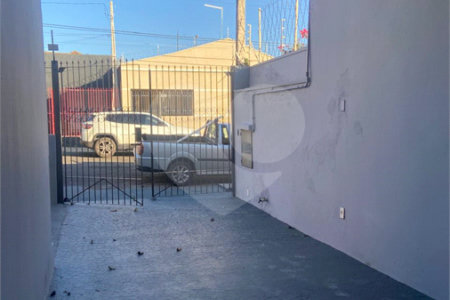 Casa à venda com 3 quartos, sendo 1 suíte, no Centro, Araraquara, SP
