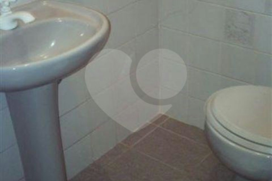 Sobrado à venda com 3 quartos, sendo 1 suíte, em Vila Nova Mazzei, São Paulo, SP