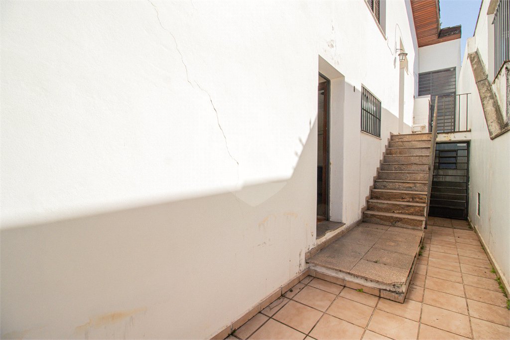 Casa à venda com 5 quartos, sendo 4 suítes, em Jardim Prudência, São Paulo, SP