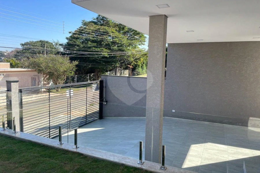 Casa à venda com 3 suítes em Parque Arco Iris, Atibaia, SP