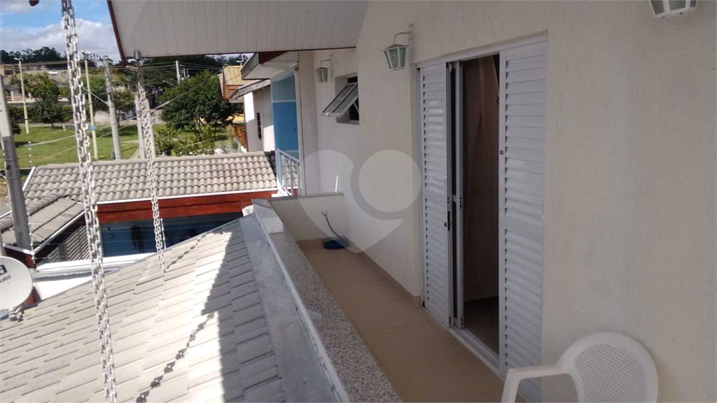 CASA A VENDA NO BAIRRO VISTA VERDE COM 3 DORMITORIOS, 3 SUITES, 3 VAGAS, METRAGEM 316M², SJC