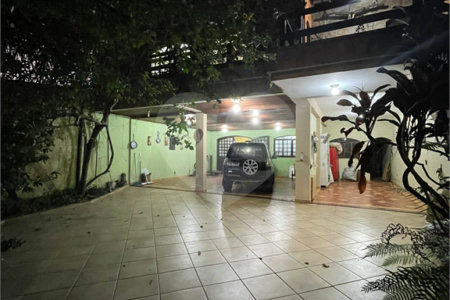 Sobrado à venda com 4 quartos, sendo 1 suíte,  em Vila Suissa, Mogi das Cruzes, SP