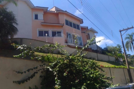 Casa à venda com 5 suítes em Arujázinho I, Ii e Iii, Arujá, SP