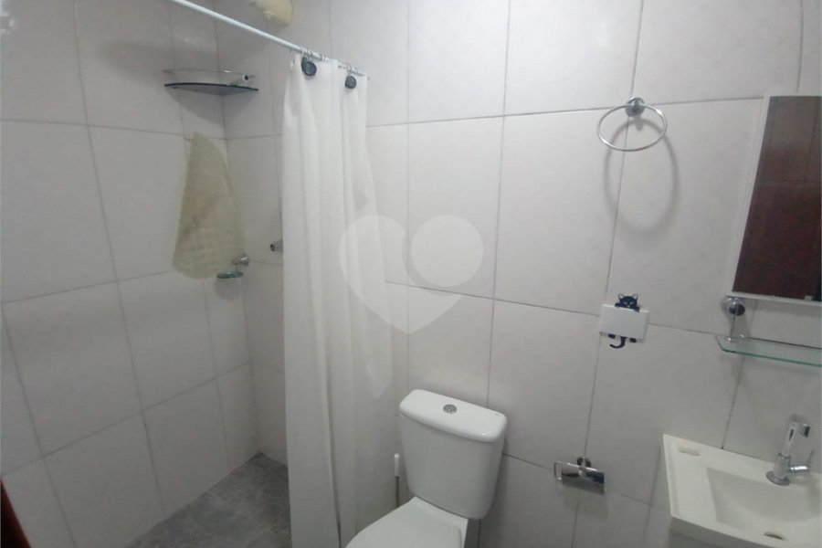 Sobrado à venda com 4 quartos, sendo 1 suíte, em Tremembé, São Paulo, SP