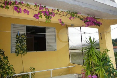 Casa à venda com 3 quartos, sendo 2 suítes, em Jardim Taboão, São Paulo, SP