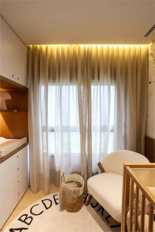 Apartamento à venda com 2 quartos, sendo 1 suíte,  em Pinheiros, São Paulo, SP