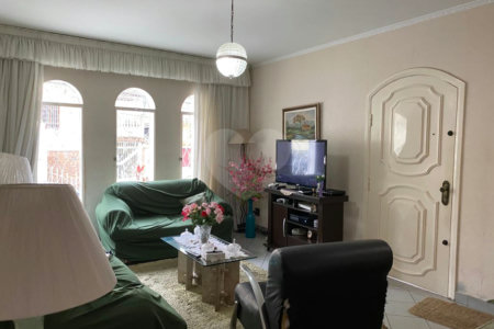 Sobrado à venda com 3 quartos em Santana, São Paulo, SP