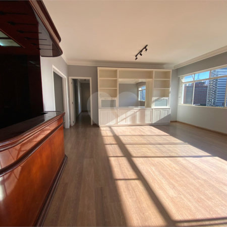 Apartamento à venda com 3 quartos em Vila Mariana, São Paulo, SP