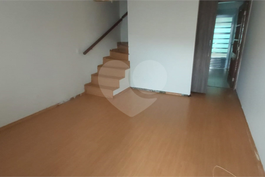 Casa à venda com 2 quartos no condomínio Parque das Araucárias, São Paulo - SP
