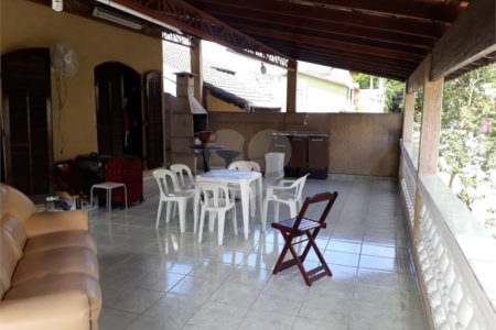 Casa à venda com 3 quartos, sendo 1 suíte,  em Jardim Marica, Mogi das Cruzes, SP