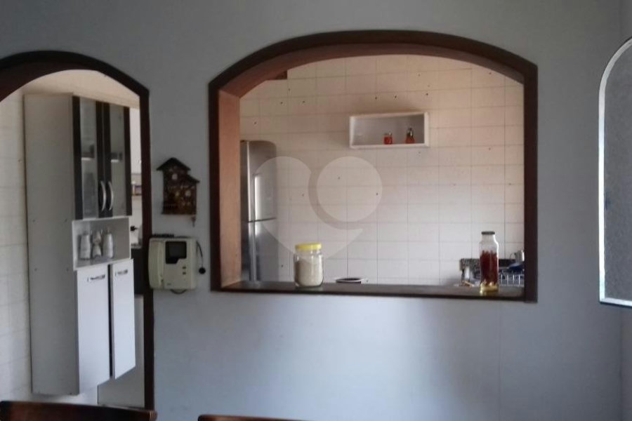 Sobrado à venda com 4 quartos, sendo 2 suítes, em City Recanto Anastácio, São Paulo, SP