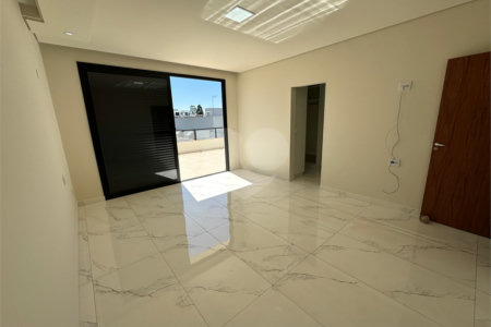 Casa à venda com 5 quartos, sendo 4 suítes, no condomínio Golden Ville, Itapetininga - SP