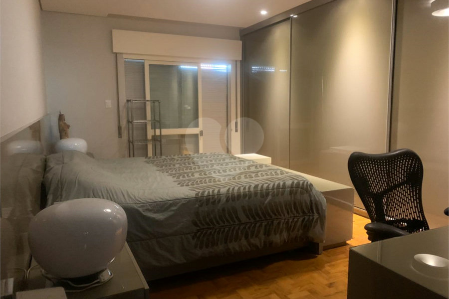 Apartamento à venda com 3 quartos, sendo 2 suítes, em Higienópolis, São Paulo, SP