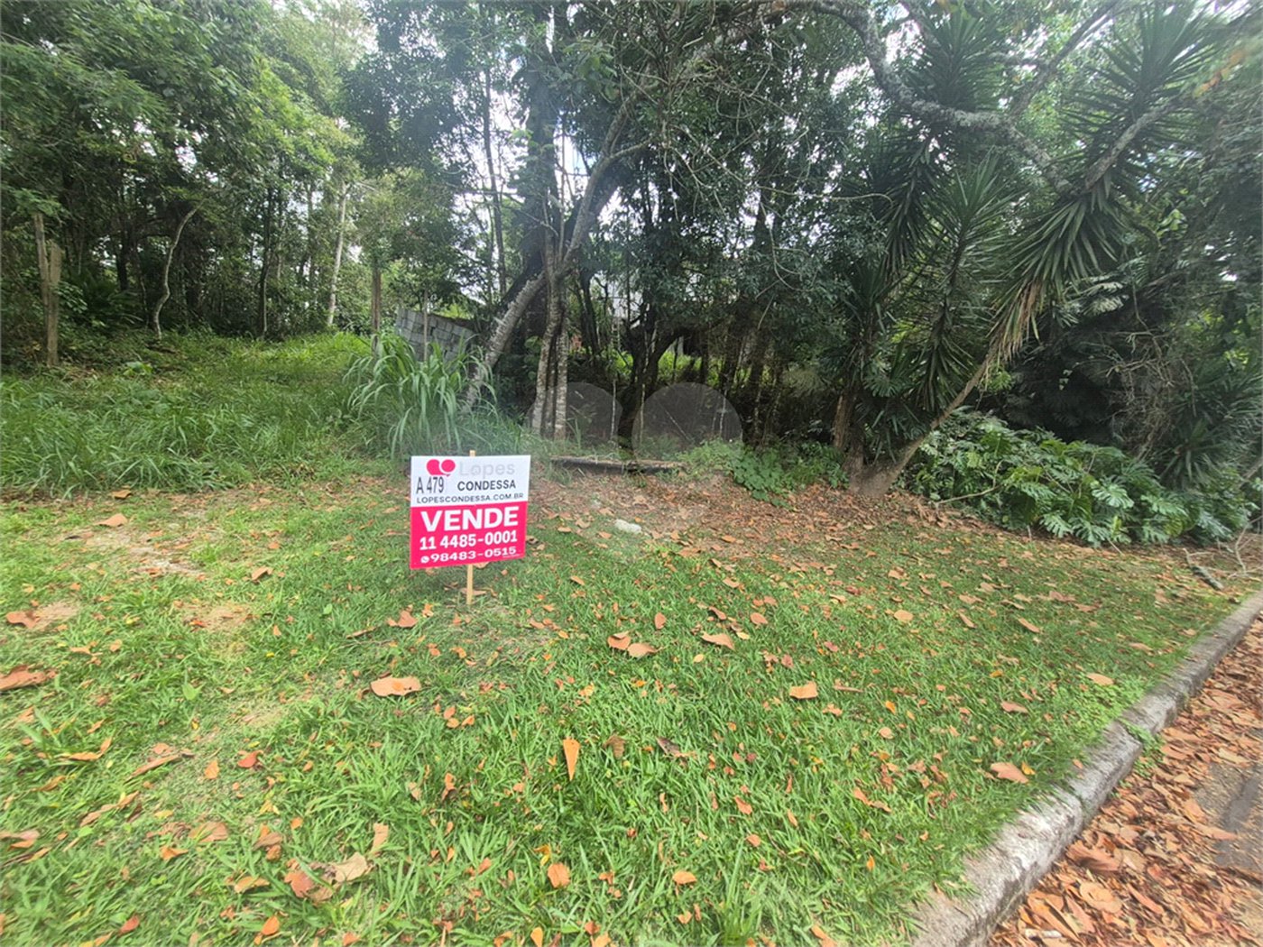 Terreno à venda no condomínio Alpes da Cantareira, Mairiporã - SP