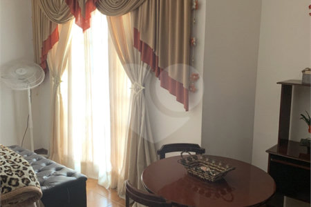 Sobrado à venda com 4 quartos, sendo 3 suítes,  em Jardim Alvinópolis, Atibaia, SP