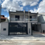 Sobrado à venda com 3 suítes em Jardim Maristela, Atibaia, SP