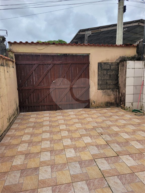 Casa à venda com 2 quartos em Suarão, Itanhaém, SP