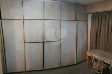 Apartamento à venda com 1 quarto em Santo Amaro, São Paulo, SP