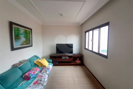 Sobrado à venda com 4 quartos, sendo 1 suíte, em Vila Macedópolis, São Paulo, SP