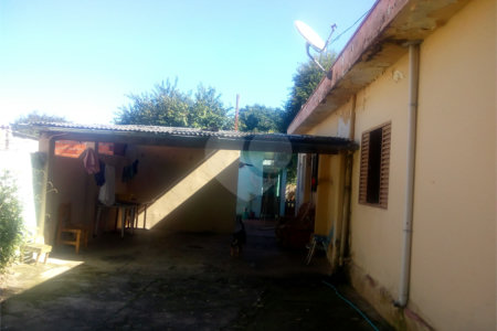 Casa à venda com 3 quartos, sendo 1 suíte,  em Vila Natal, Mogi das Cruzes, SP