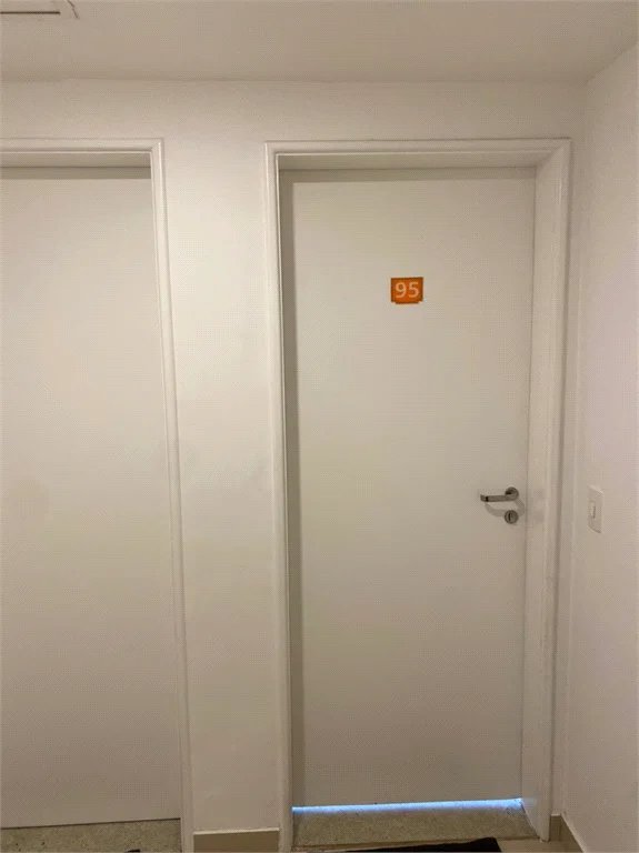 Apartamento à venda com 4 quartos, sendo 2 suítes,  em Paraíso do Morumbi, São Paulo, SP