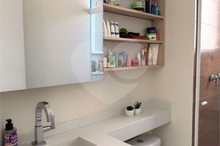 Apartamento à venda com 2 quartos em Parque Industrial Tomas Edson, São Paulo, SP