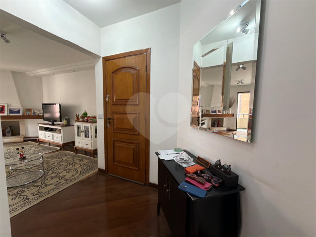 Apartamento à venda com 3 suítes em Moema, São Paulo, SP