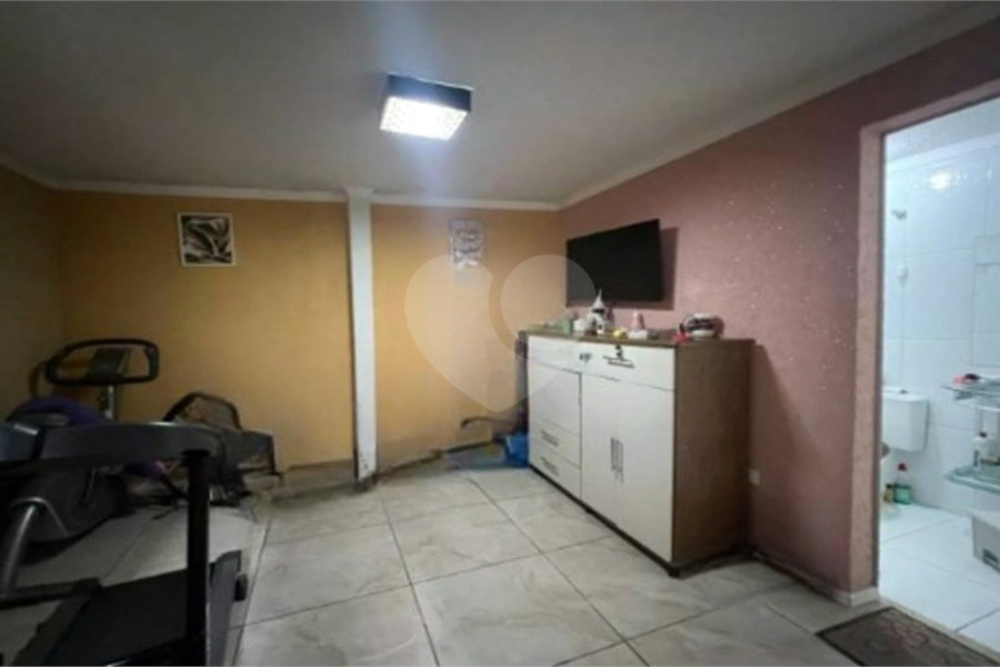 Sobrado à venda com 3 quartos, sendo 1 suíte, em Tremembé, São Paulo, SP