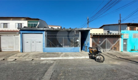 Casa à venda com 14 quartos em Vila Nivi, São Paulo, SP