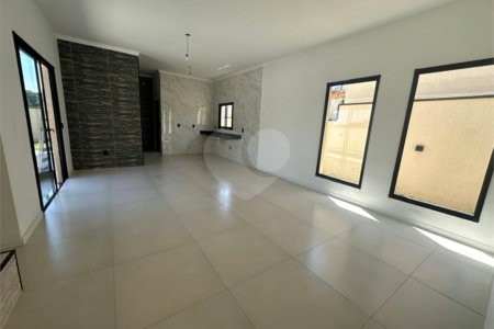 Casa à venda com 3 quartos, sendo 1 suíte, em Jardim Paraíso da Usina, Atibaia, SP