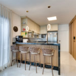 Casa à venda com 4 suítes no condomínio Villa Suiça, São Paulo - SP