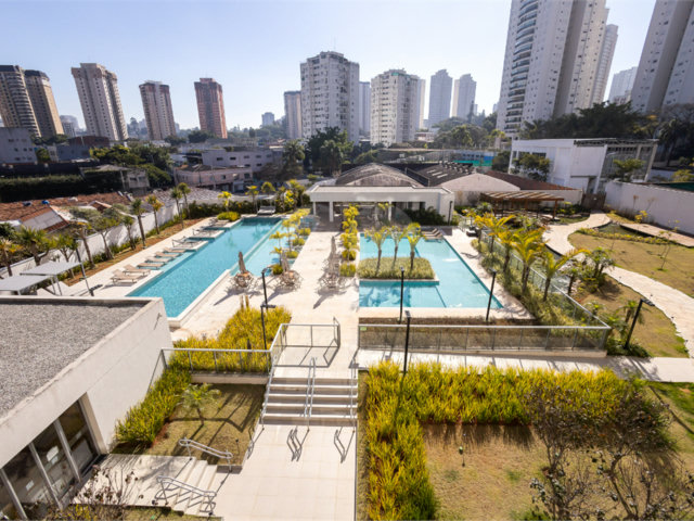 Apartamento à venda com 3 quartos, sendo 1 suíte,  em Vila Sofia, São Paulo, SP