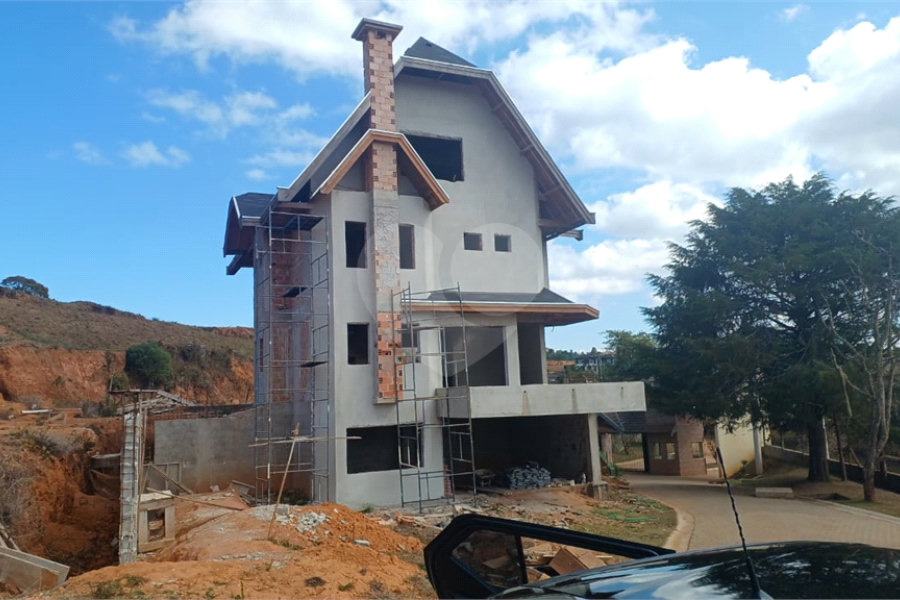 Terreno à venda no condomínio Basel Bourg, Campos do Jordão - SP