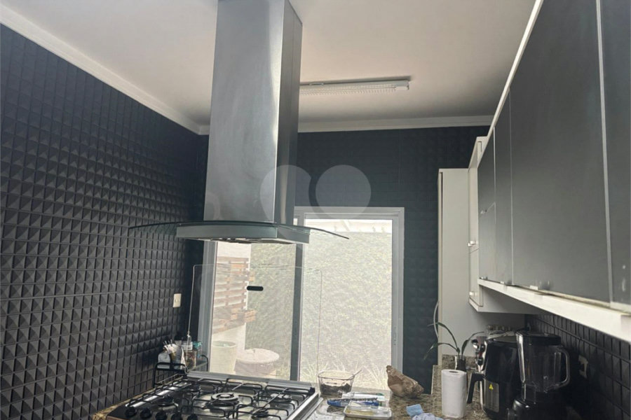 Casa à venda com 4 quartos, sendo 3 suítes, no condomínio Parque Itatiaia, Mairiporã - SP