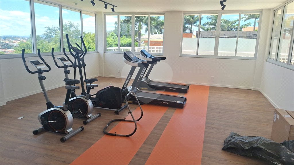 Apartamento à venda com 2 quartos, sendo 1 suíte, em Vila Moletta, Valinhos, SP