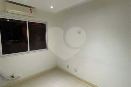 Apartamento à venda com 3 quartos, sendo 1 suíte, em Campo Grande, Rio de Janeiro, RJ