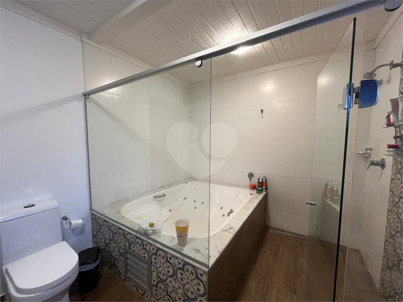 Casa à venda com 5 quartos, sendo 2 suítes, em Parque Residencial Colina das Estrelas, Tatuí, SP