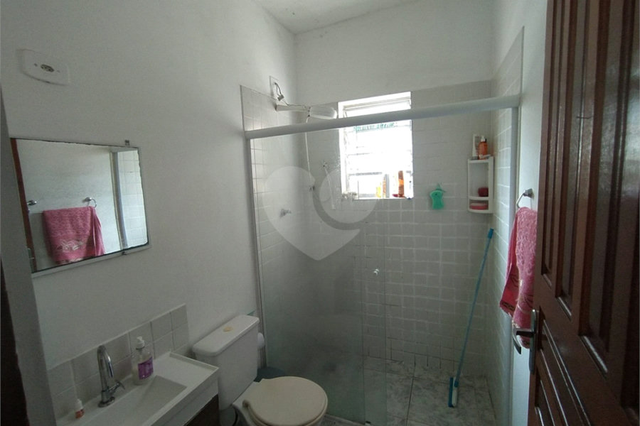 Casa Térrea à venda com 3 quartos em Santa Teresinha, São Paulo, SP