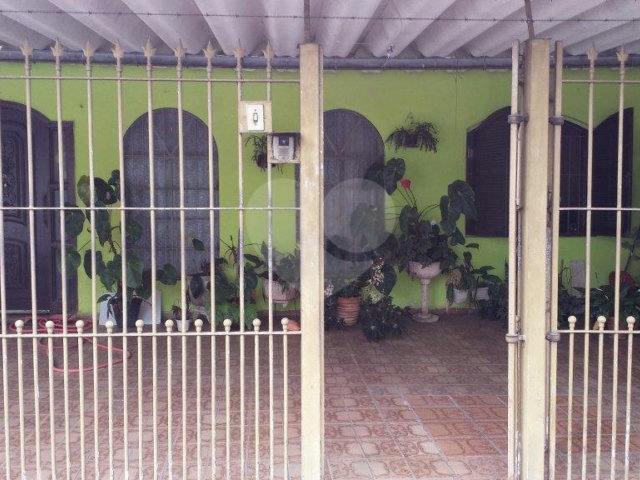 Casa à venda com 3 quartos, sendo 1 suíte,  em Itaquera, São Paulo, SP