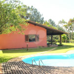 Casa em condomínio à venda ou para alugar com 4 quartos, sendo 2 suítes, em Caixa D´água, Vinhedo, SP