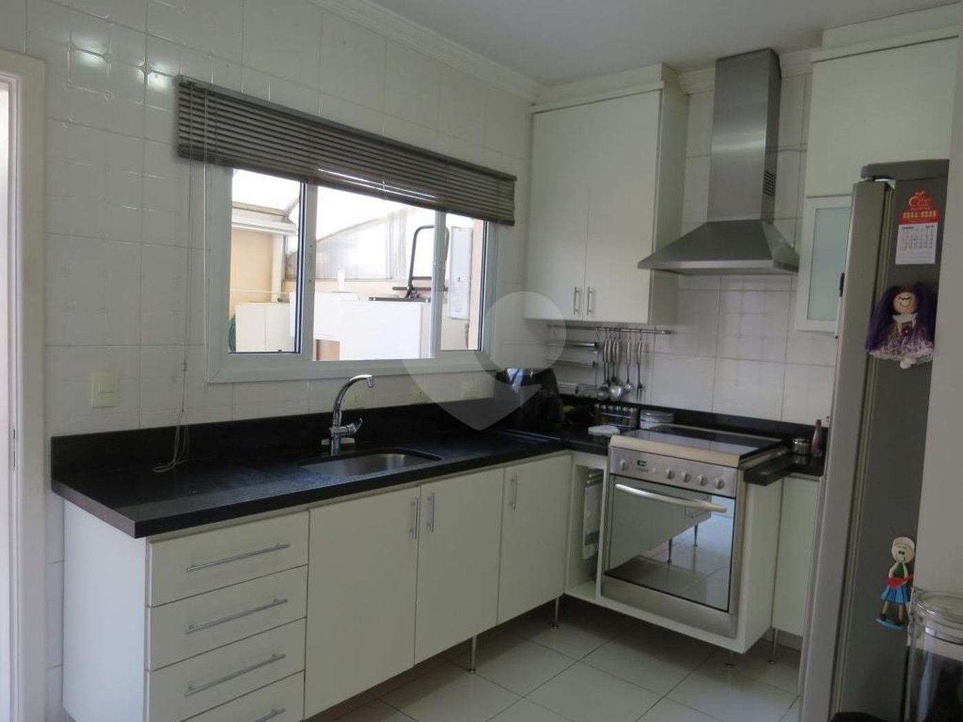 Casa à venda com 3 quartos, sendo 1 suíte, no condomínio Taquaral Village, São Paulo - SP
