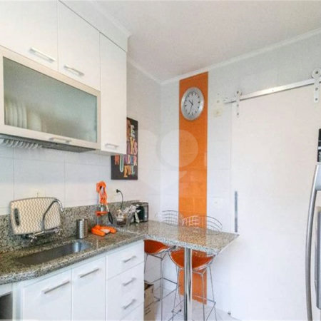 Apartamento à venda com 2 quartos, sendo 1 suíte, em Vila Olímpia, São Paulo, SP