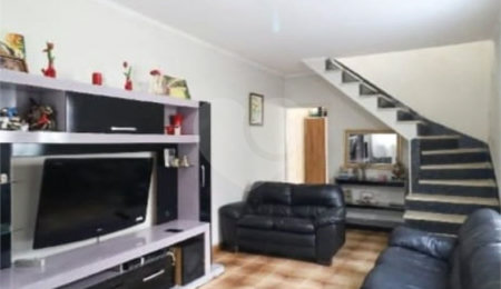 Sobrado à venda com 3 quartos, sendo 1 suíte,  em Vila Constança, São Paulo, SP