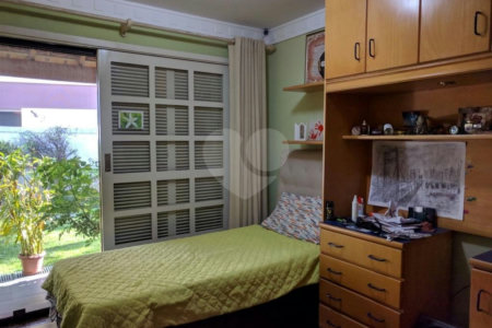 Sobrado à venda ou para alugar com 5 quartos, sendo 3 suítes, em Jardim Marajoara, São Paulo, SP