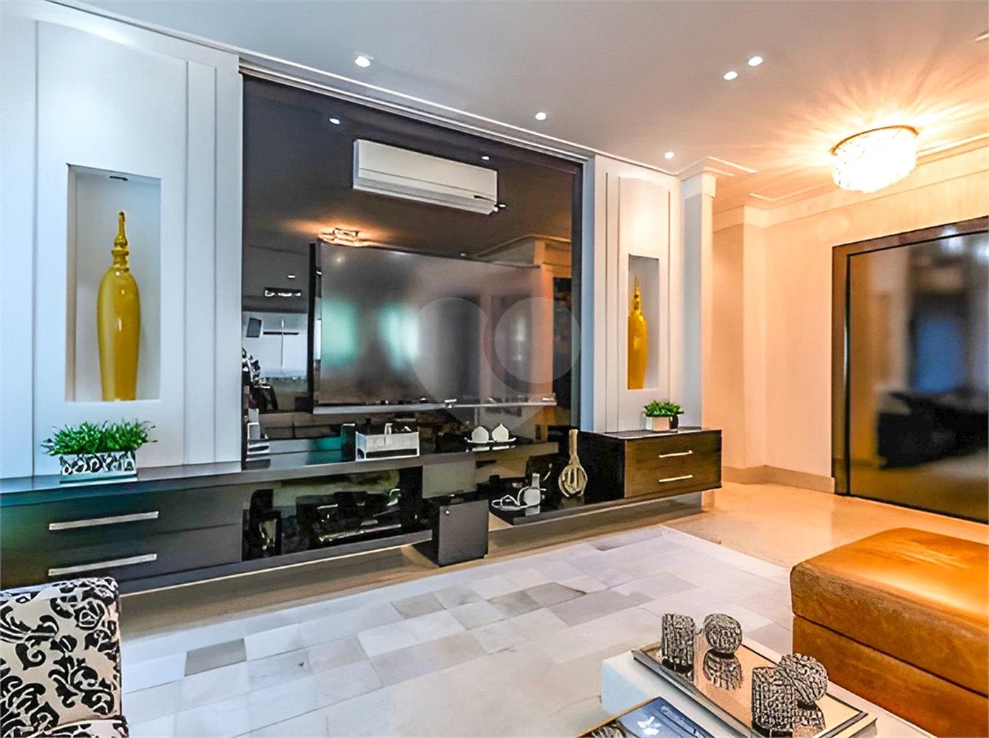 APARTAMENTO ALTO PADRÃO 335 M2 COM 4 SUÍTES Á VENDA - JARDIM ANÁLIA FRANCO ACEITA PERMUTA